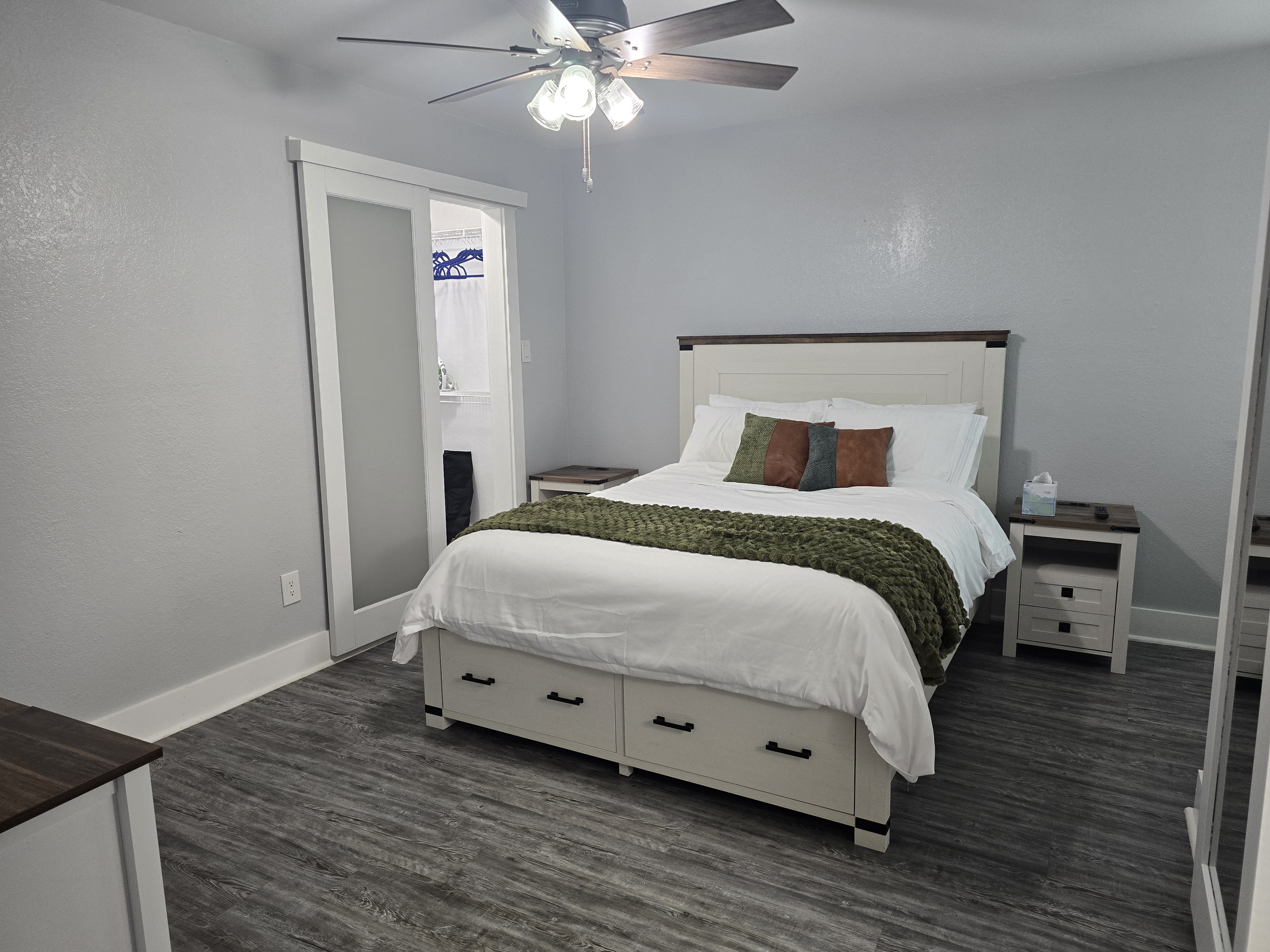 Boutique Luxury North Dallas Condo for Creative Productions